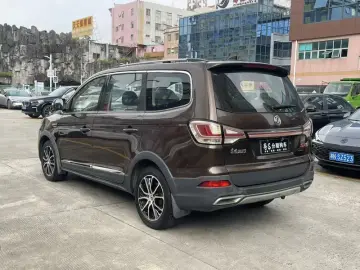 2016 Forthing Fengxing SX6 с пробегом 140 000 км