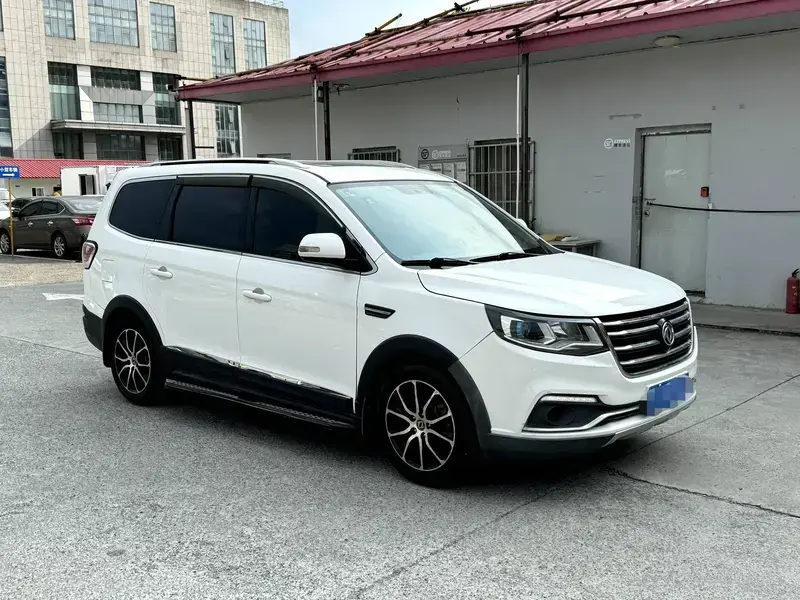 2016 Forthing Fengxing SX6 с пробегом 77 000 км