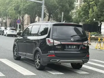 2018 Forthing Fengxing SX6 с пробегом 66 000 км