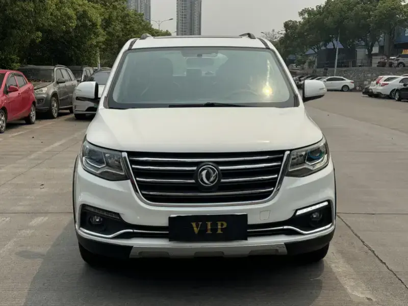 2016 Forthing Fengxing SX6 с пробегом 80 000 км