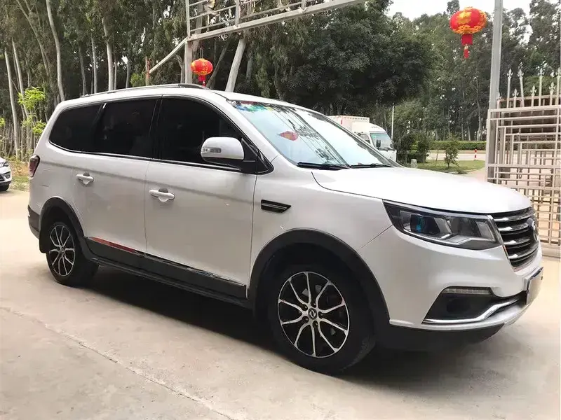 2016 Forthing Fengxing SX6 с пробегом 110 000 км