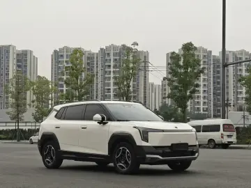 2025 Yipai Nano 06 с пробегом 1 600 км