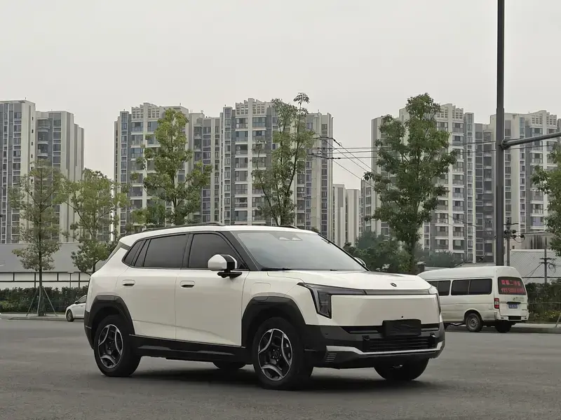 2025 Yipai Nano 06 с пробегом 1 600 км