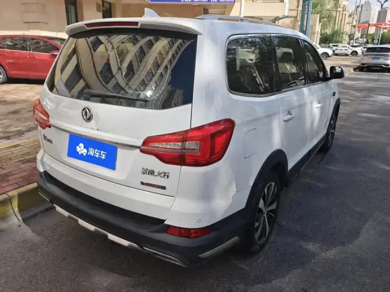 2017 Forthing Jingyi X6 с пробегом 90 000 км