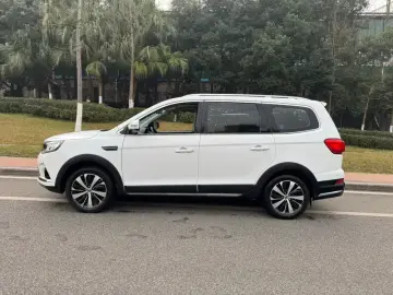 2017 Forthing Jingyi X6 с пробегом 120 000 км