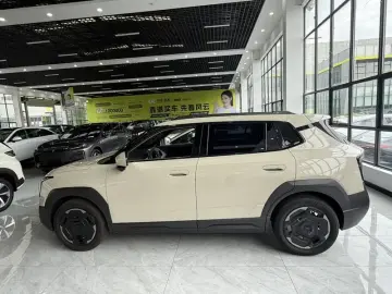 2025 Yipai Nano 06 с пробегом 15 900 км