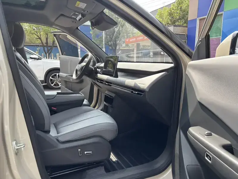 2025 Yipai Nano 06 с пробегом 19 000 км