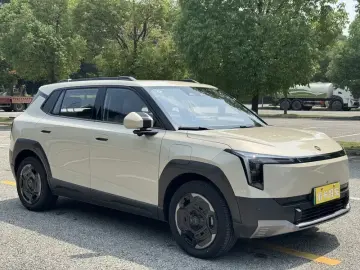 2025 Yipai Nano 06 с пробегом 1 800 км