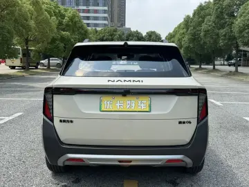 2025 Yipai Nano 06 с пробегом 1 800 км