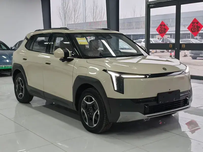 2025 Yipai Nano 06 с пробегом 100 км
