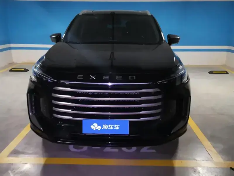 2025 Exeed Landmark C-DM с пробегом 14 000 км