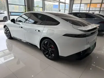 2024 Yipai eπ007 с пробегом 133 000 км
