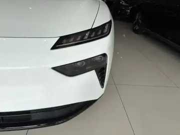 2024 Yipai eπ007 с пробегом 133 000 км