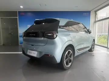 2024 Yipai Nano 01 с пробегом 12 700 км