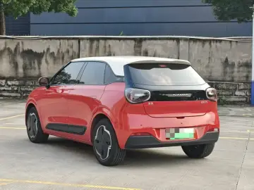 2024 Yipai Nano 01 с пробегом 4 000 км