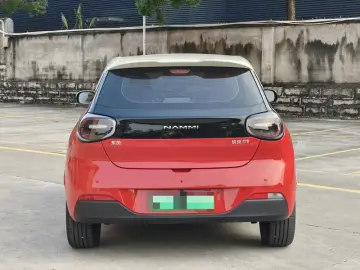 2024 Yipai Nano 01 с пробегом 4 000 км