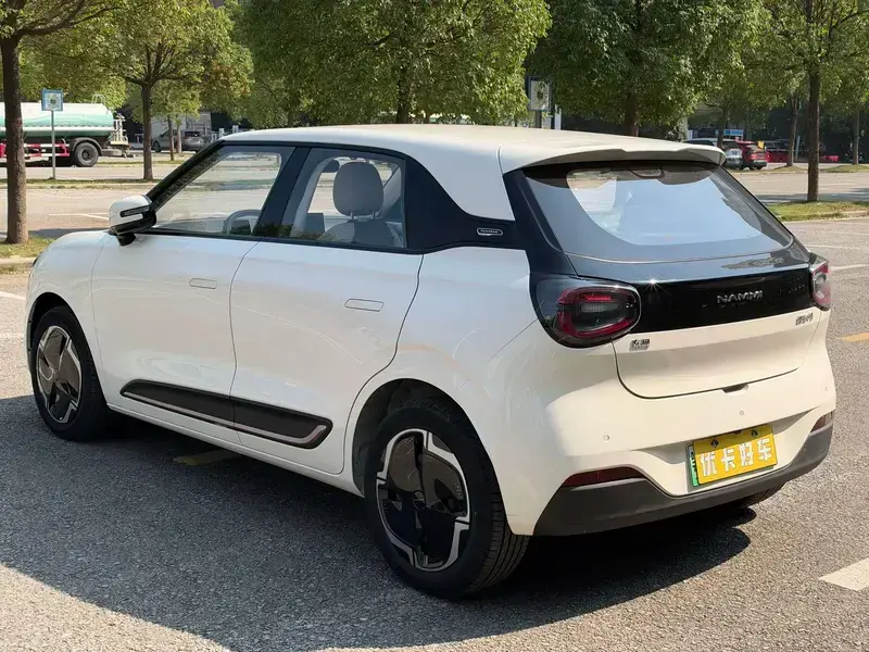 2024 Yipai Nano 01 с пробегом 11 000 км