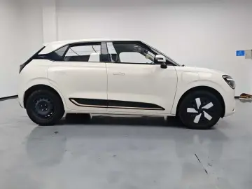 2024 Yipai Nano 01 с пробегом 12 000 км