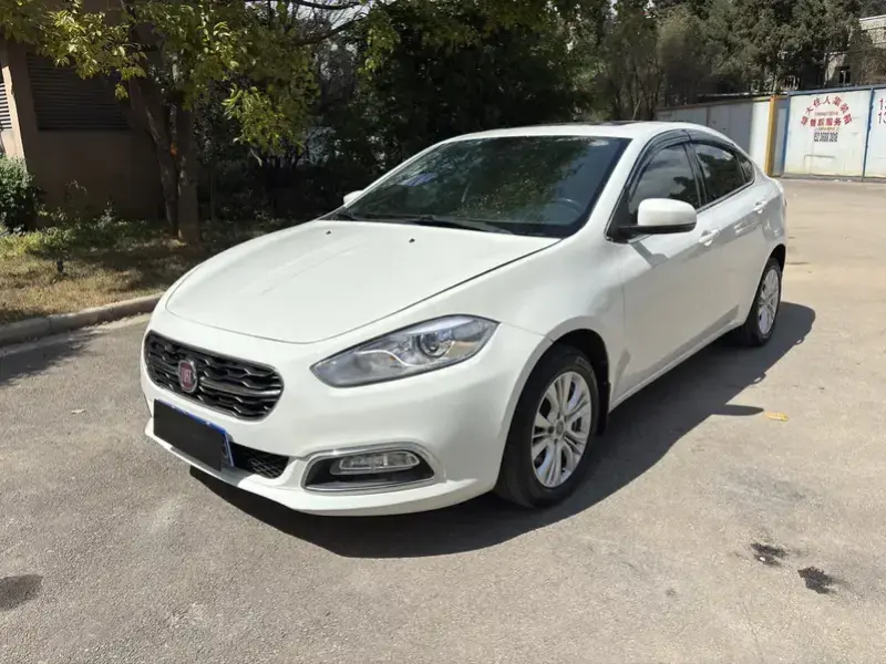 2015 Fiat Viaggio с пробегом 86 000 км