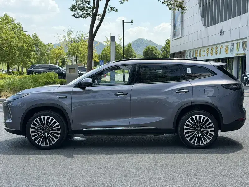 2026 Exeed Starway E05 с пробегом 13 000 км