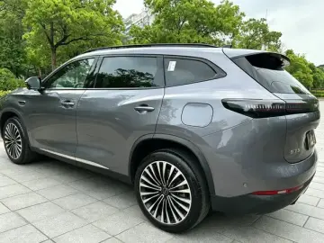 2026 Exeed Starway E05 с пробегом 11 000 км