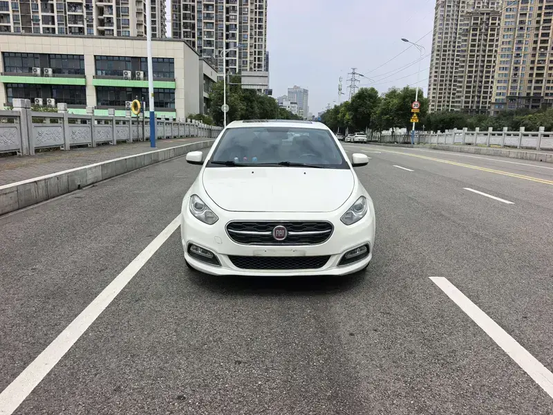 2015 Fiat Viaggio с пробегом 80 000 км