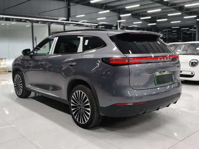 2026 Exeed Starway E05 с пробегом 9 100 км