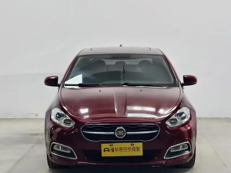 2015 Fiat Viaggio с пробегом 99 700 км