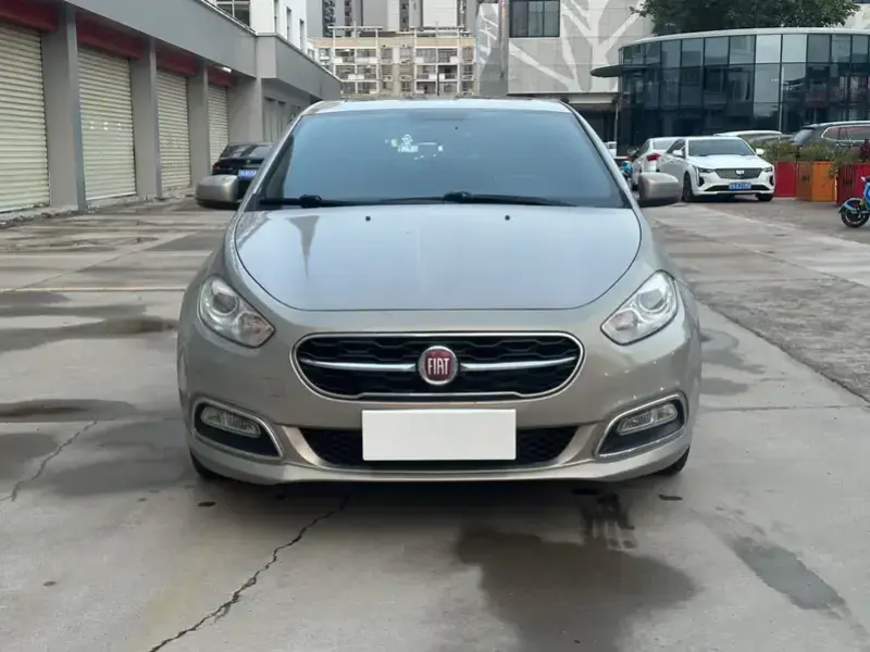 2015 Fiat Viaggio с пробегом 99 000 км