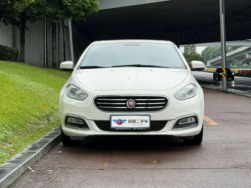 2012 Fiat Viaggio с пробегом 69 000 км