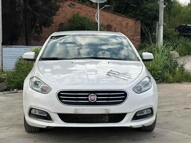 2012 Fiat Viaggio с пробегом 90 000 км