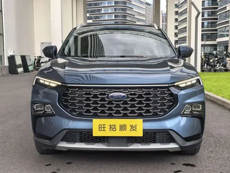 2022 Ford Lingrui с пробегом 70 000 км