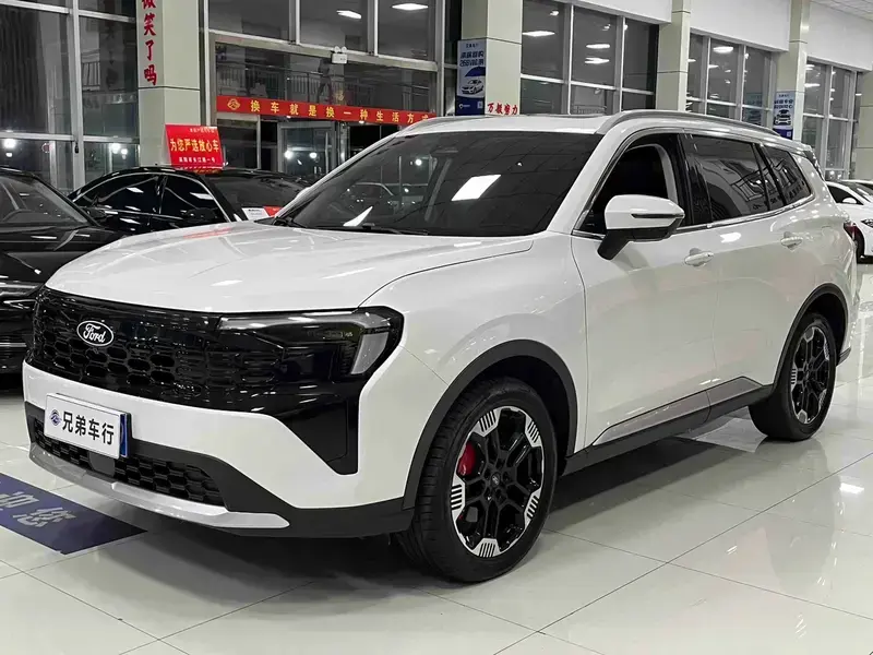 2025 Ford Lingrui с пробегом 16 000 км