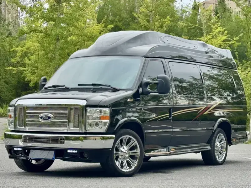 2011 Ford E350 с пробегом 30 000 км