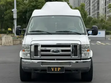 2011 Ford E350 с пробегом 50 000 км