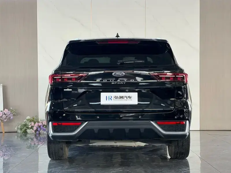 2022 Ford Lingrui с пробегом 28 000 км