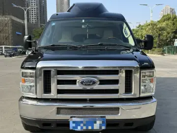 2011 Ford E350 с пробегом 100 000 км