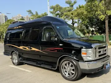 2011 Ford E350 с пробегом 100 000 км