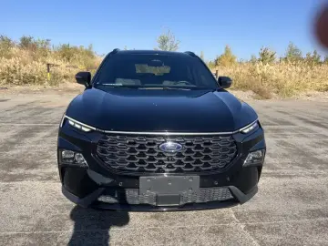 2023 Ford Lingrui с пробегом 38 000 км