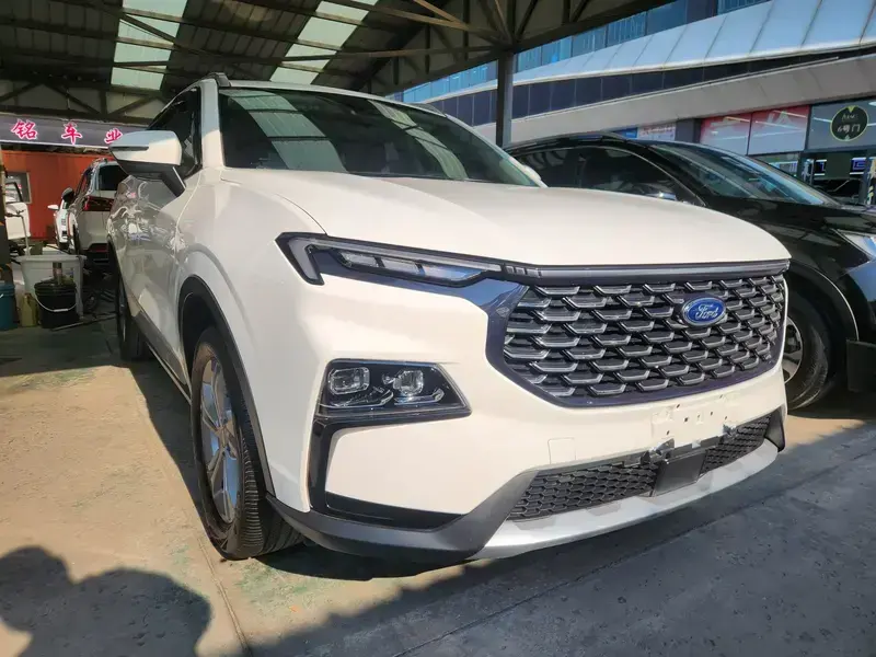 2023 Ford Lingrui с пробегом 10 000 км