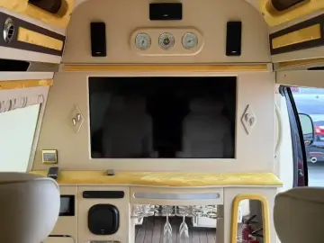 2011 Ford E350 с пробегом 36 000 км
