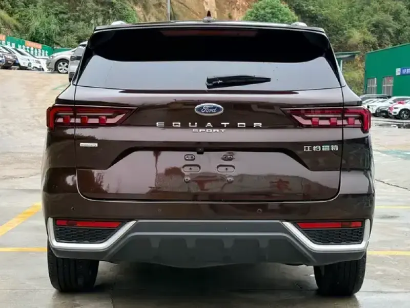 2022 Ford Lingrui New Energy с пробегом 44 000 км