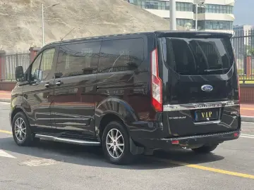 2017 Ford Tourneo с пробегом 120 000 км