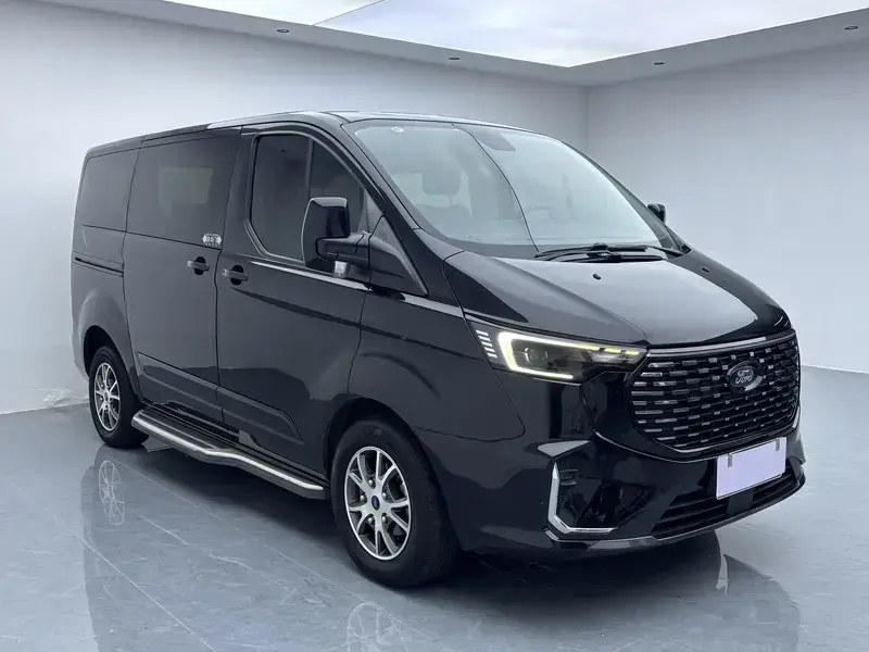 2023 Ford Tourneo с пробегом 91 000 км
