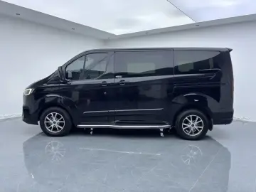 2023 Ford Tourneo с пробегом 91 000 км