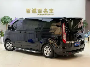 2017 Ford Tourneo с пробегом 83 600 км
