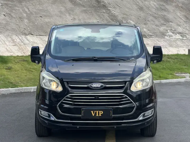 2017 Ford Tourneo с пробегом 130 000 км