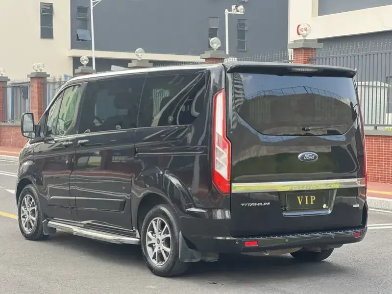 2017 Ford Tourneo с пробегом 130 000 км