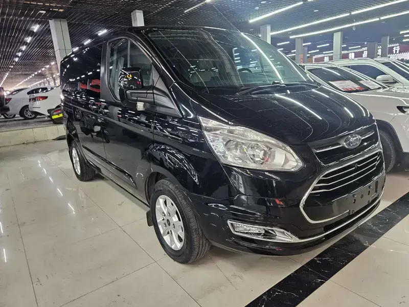 2018 Ford Tourneo с пробегом 100 000 км