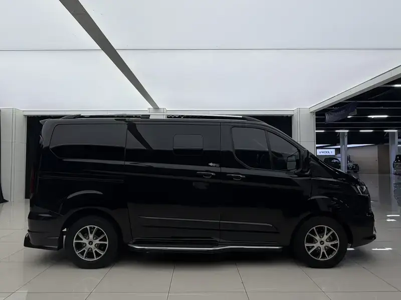 2024 Ford Tourneo с пробегом 61 000 км